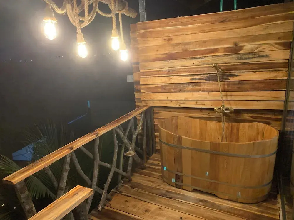 A Thía homestay