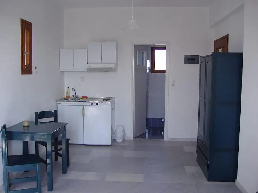 Romanzza Studios
