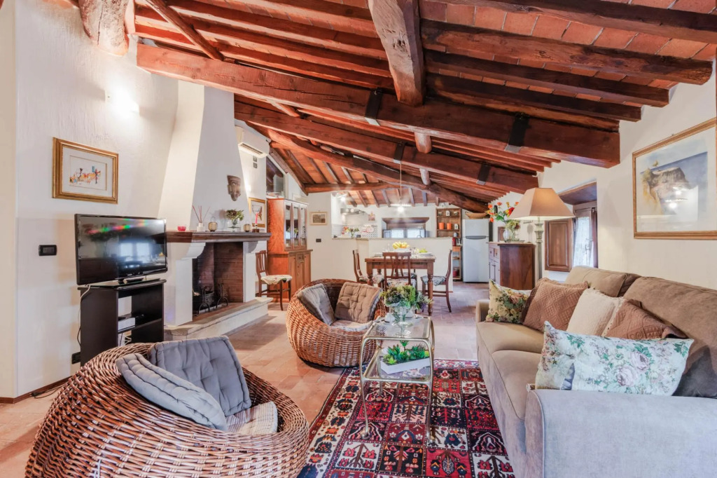 Bicocche Stone Farmhouse