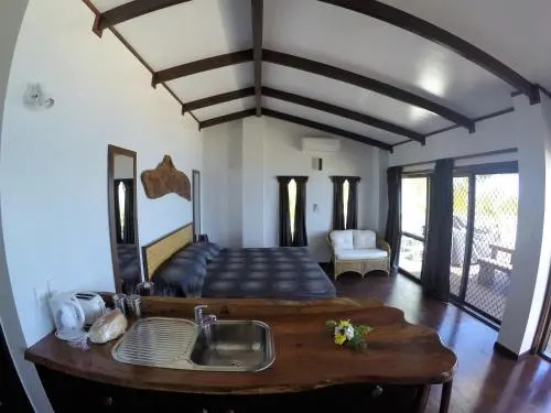 Vaiorea Beach House