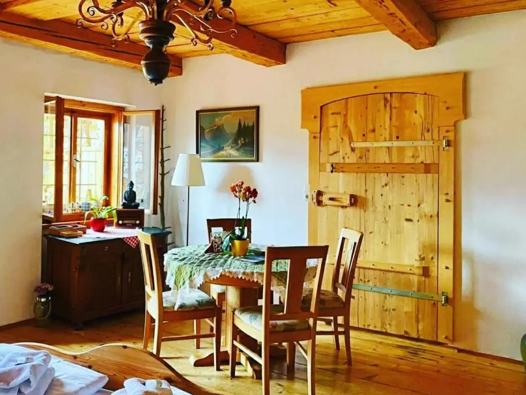 Отель Pension Leopoldine
