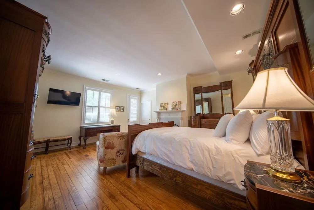 The Edenton Collection - Granville Queen Inn