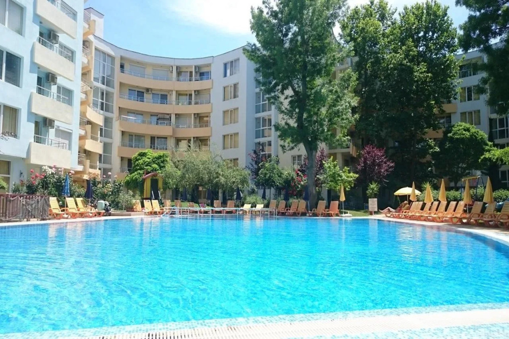 Yassen Holiday Village