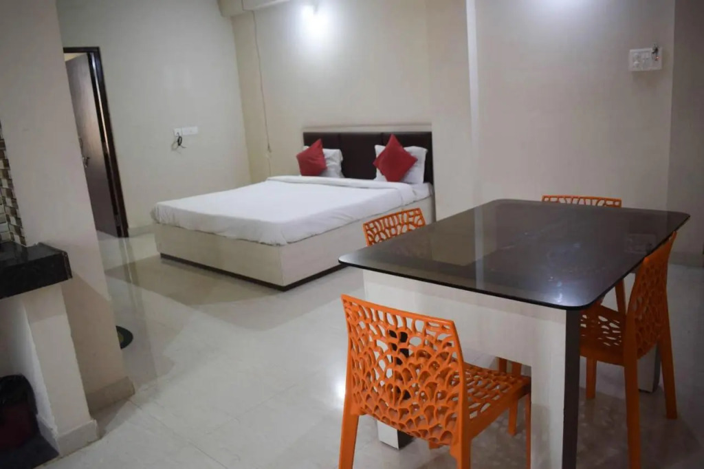 Goroomgo Grand Resort Puri