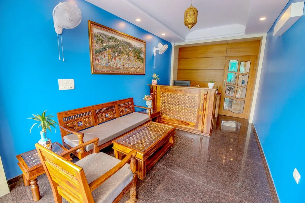 Hotel Gems Suites