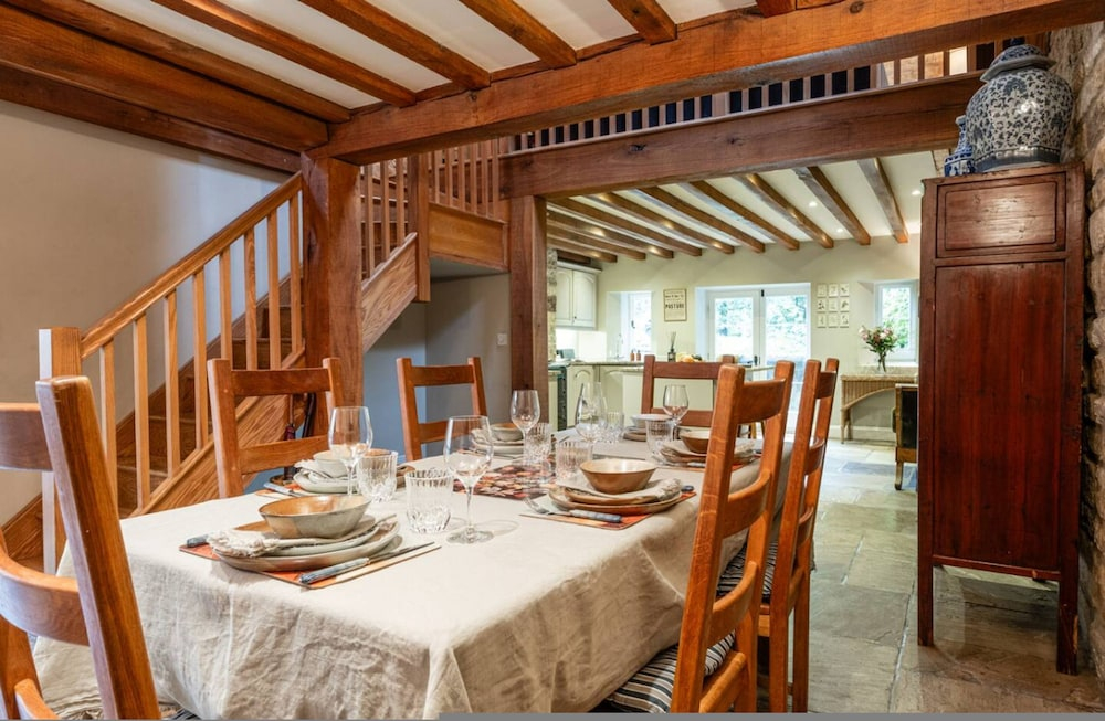 The Millstream 3 Bedroom in the Cotswolds