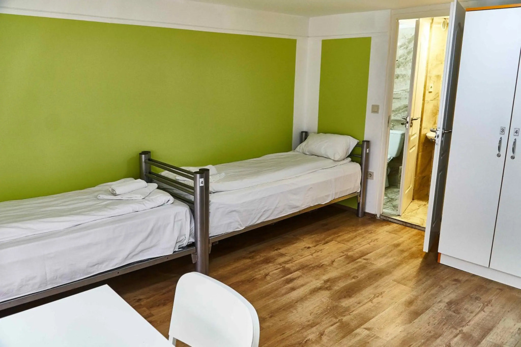 Center Hostel and Guest House