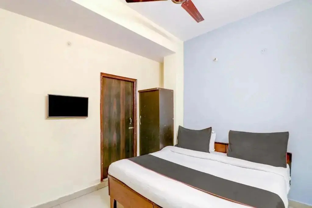 Tara Petal by OYO Rooms