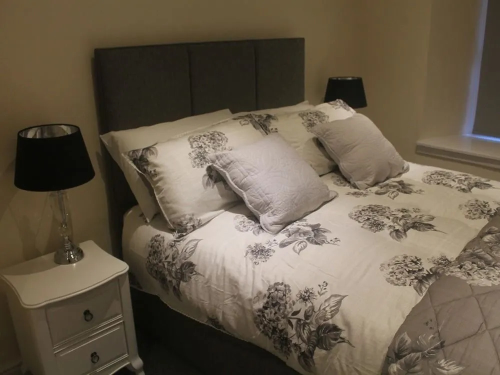 Black Bull with Rooms-Upper