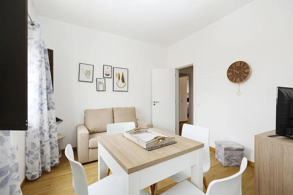 A48 - Windmill 1 Bed Apartment in Odiaxere