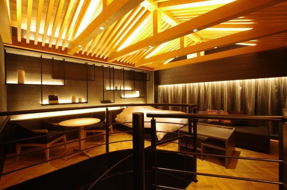 Susukino Love Hotel-1