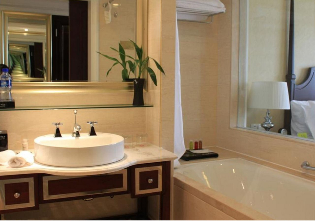 Ramada Yichang Hotel