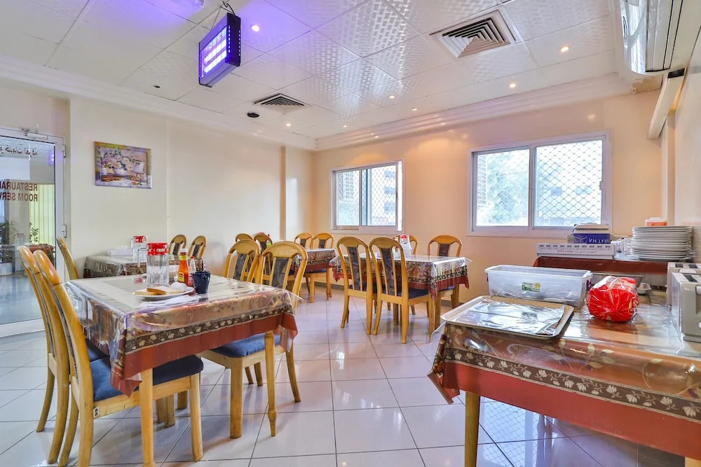 OYO 429 City Hotel