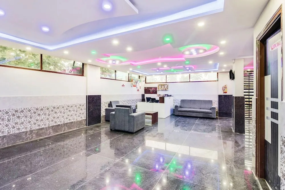 OYO 29575 Hotel Surya International