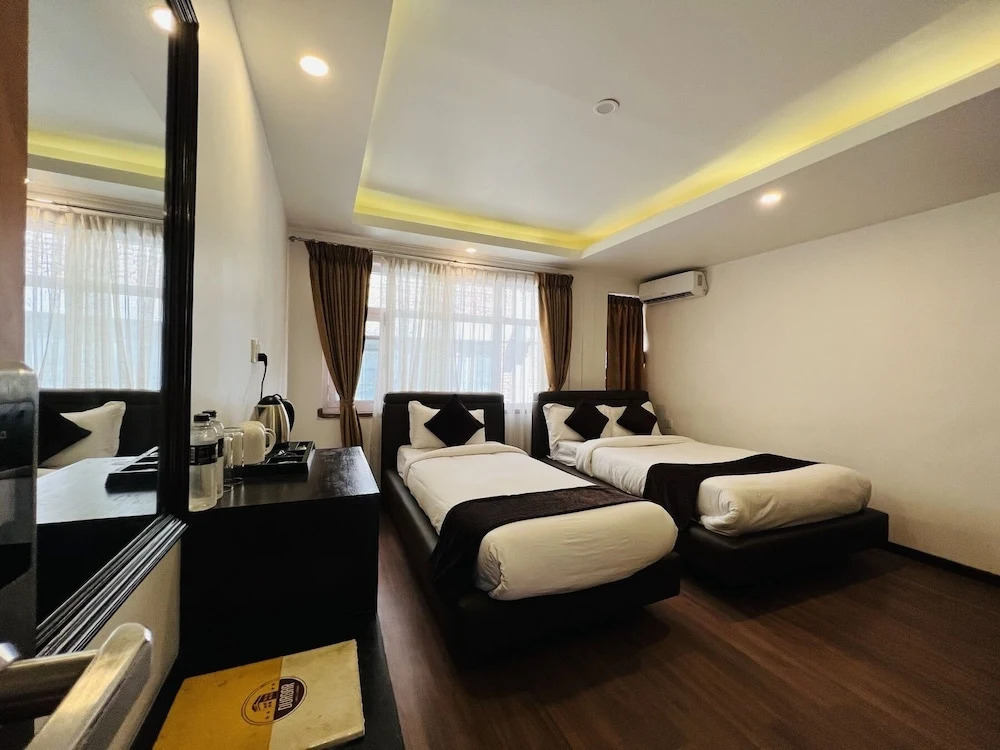 Durbar Hotel & Residence