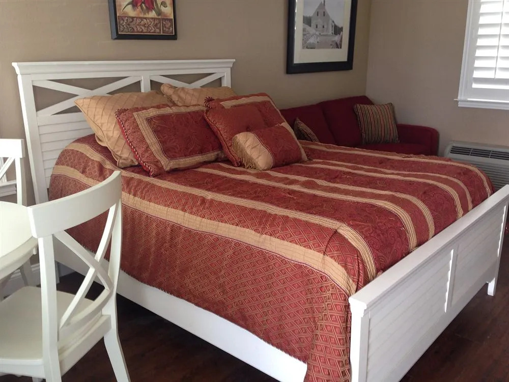 Ocean Jewel Condo Unit 303