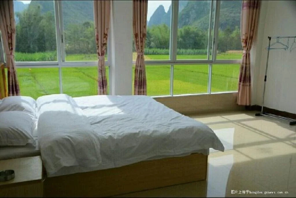 MingShi Red Bean Restaurant HomeStay