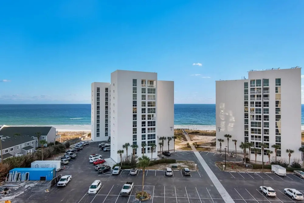 Shoreline Towers 3092