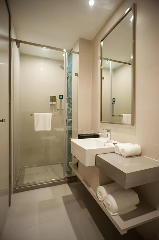 Homeinn Selected Hotel (Hangzhou Qianjiang New Town Tianhong Plaza)