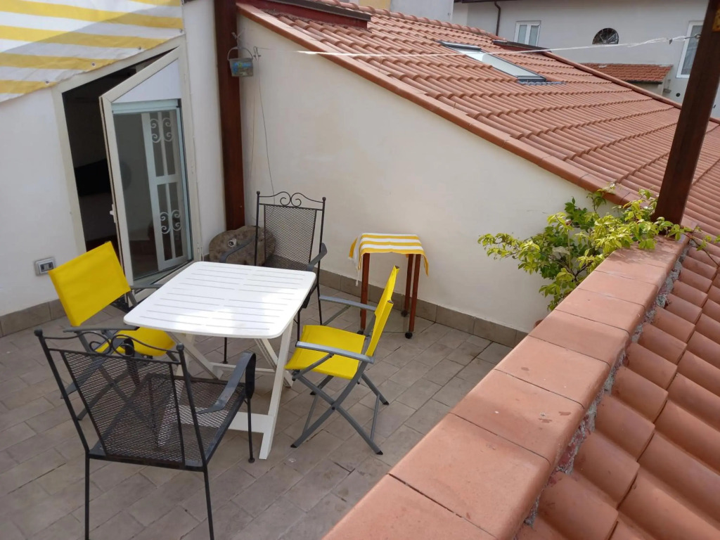 "La Casita", appartamento indipendente, Parking privato, mansarda e terrazza