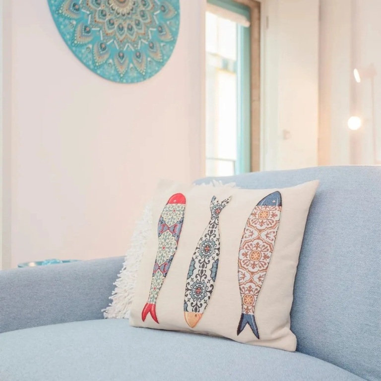 Liiiving in Porto - Boho Blue Home
