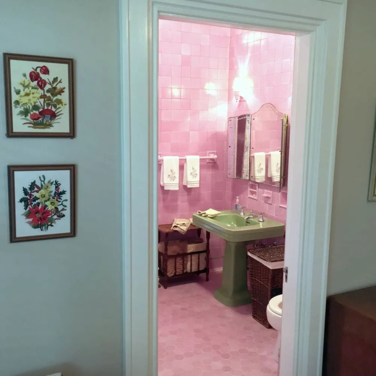 The Parsonage Inn LLC