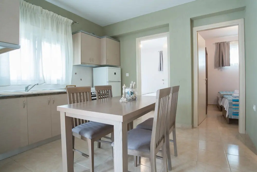 Lenas Apartments