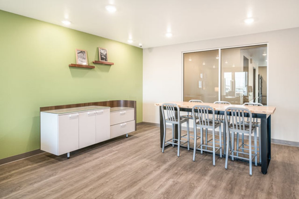 Woodspring Suites Billings
