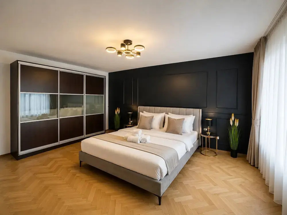 Metropole Apartments Signature Suite
