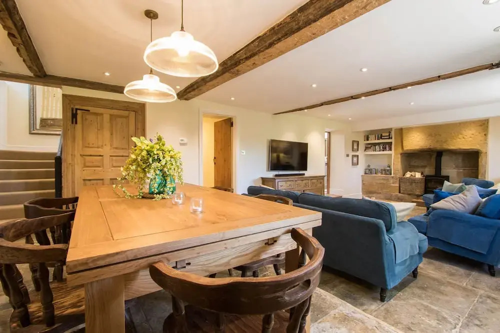 Atherstone Farmhouse & Cottage