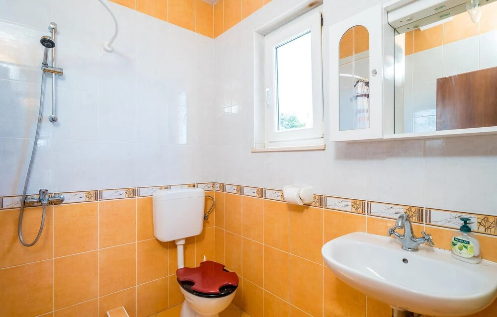 Beautiful Home in Gruda With Wifi and 2 Bedrooms