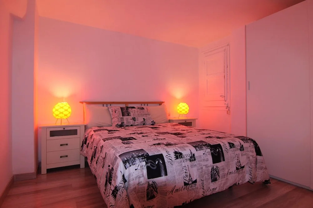 Apartament Gaudi Barcelona Rentals