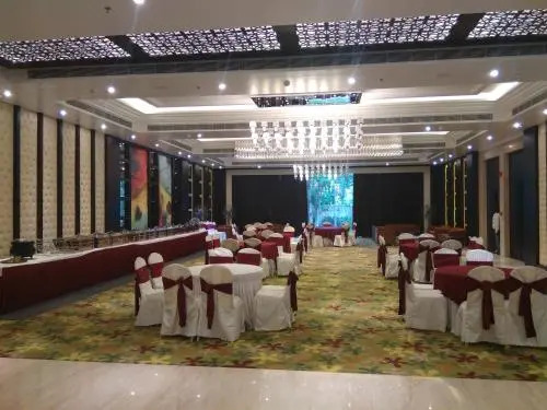 KL7 Hotel & Banquets