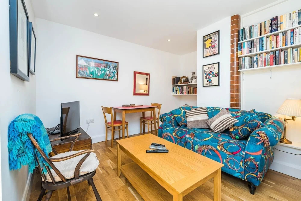 Cosy 2 Bedroom Garden Flat in Battersea/clapham
