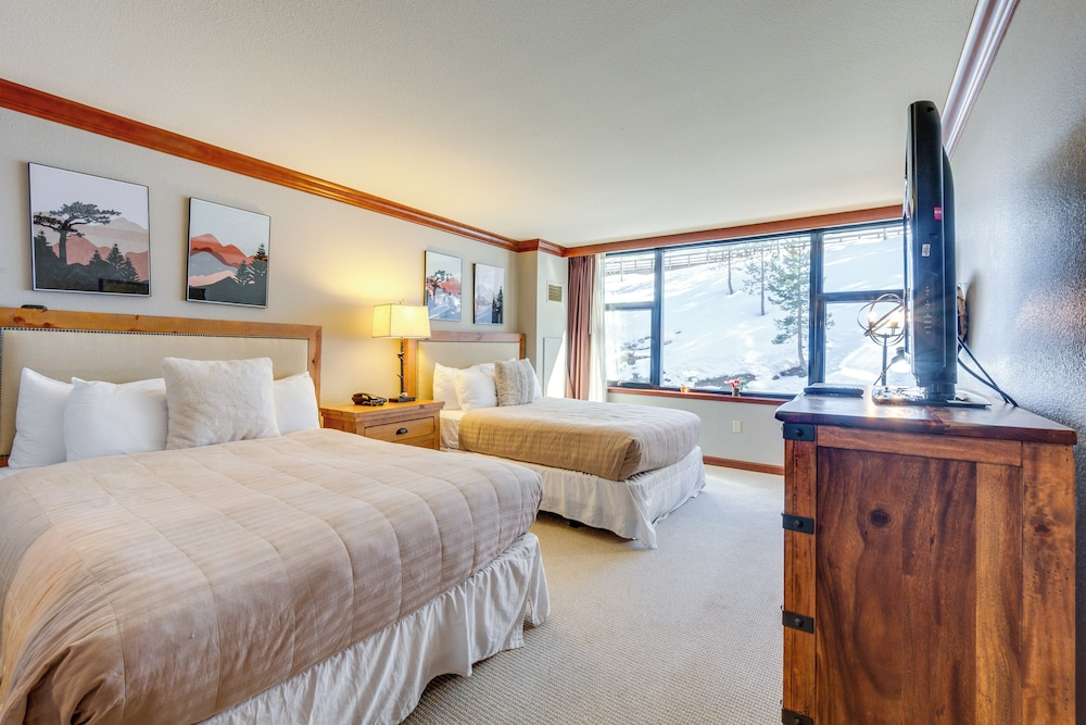 Olympic Valley Summer Stay! 2BR in Everline Resort