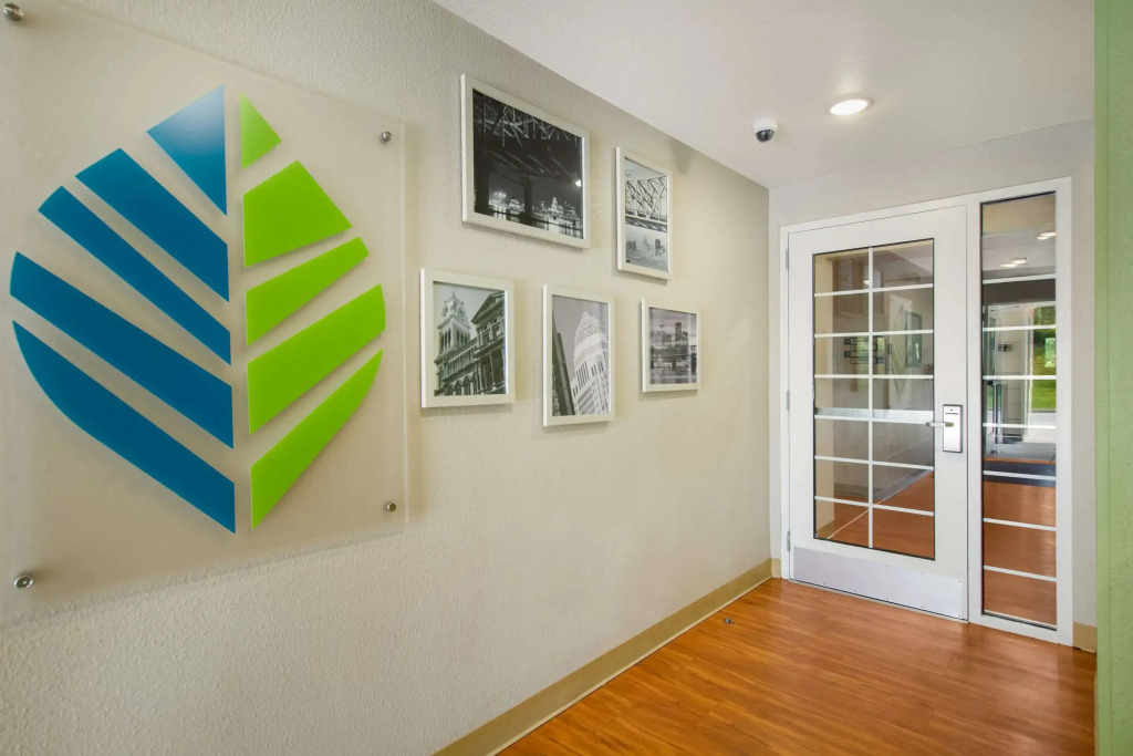 WoodSpring Suites Louisville Southeast