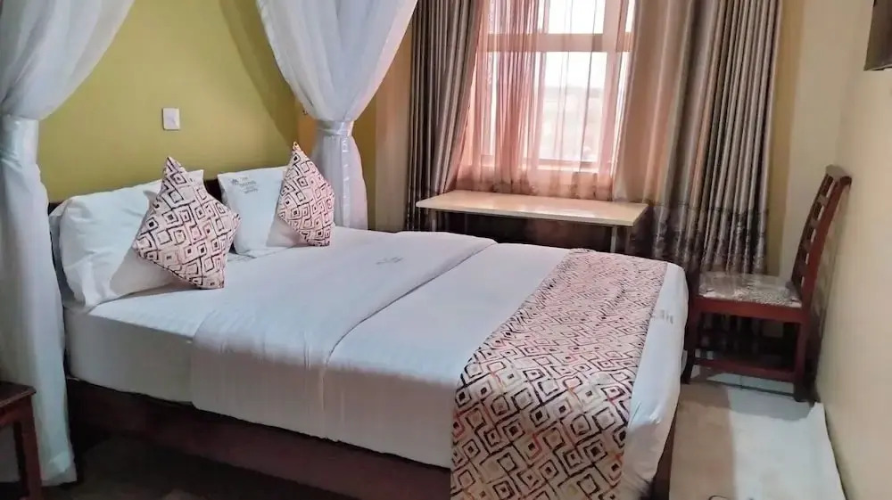 Golden Palace Hotel