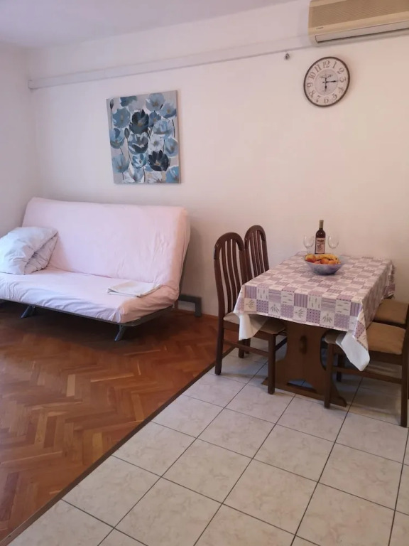 Apartments Mirjana