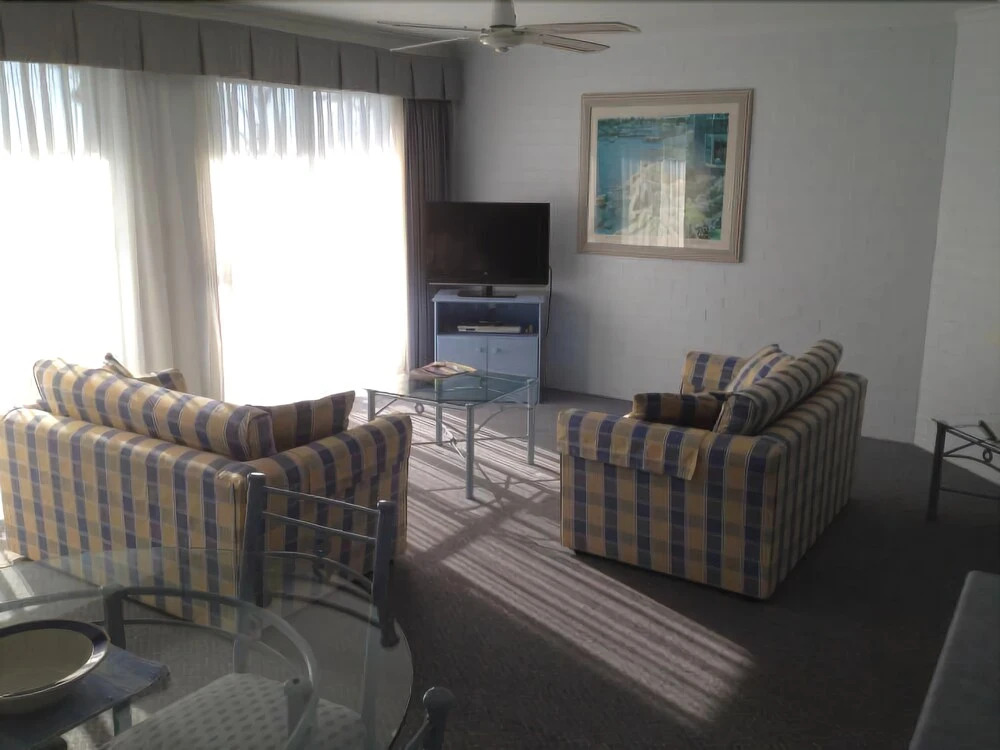 Breakers Apartments Mollymook