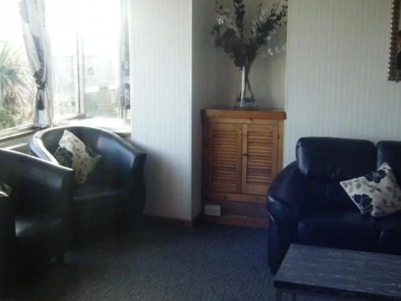 Tudor Court Hotel