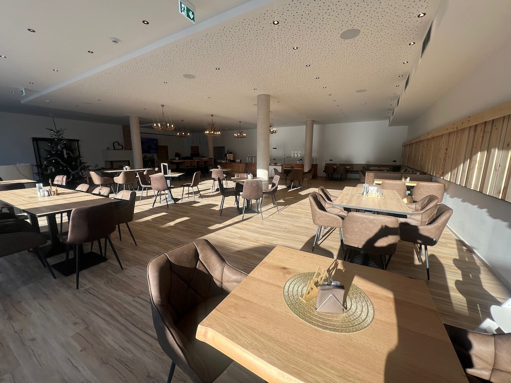 Goldhirsch Aparthotel