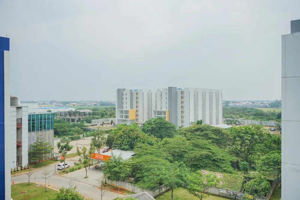 Comfy and Stylish Studio Apartment at Aeropolis Residence 2