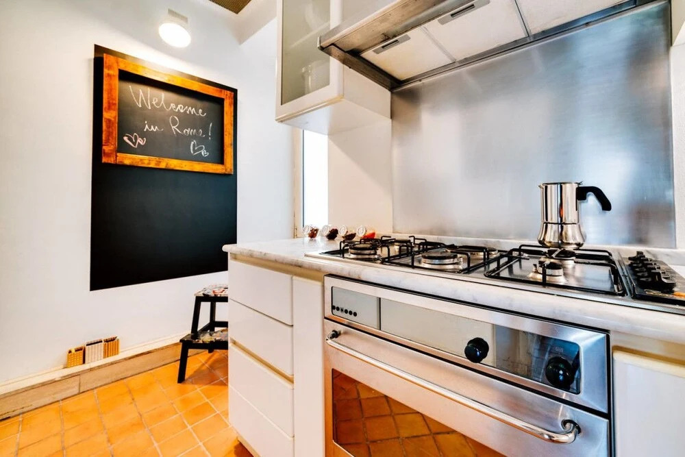 Amazing Flat for 6 People Close to Colosseum