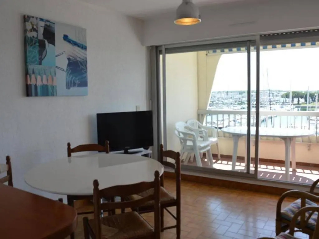 Appartement Port Camargue, 2 pièces, 4 personnes - FR-1-250-56