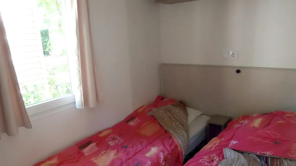 Chalet With 2 Bedrooms in Saint-jean-du-gard, With Shared Pool, Enclosed Garden and Wifi - 60 km From the Beach