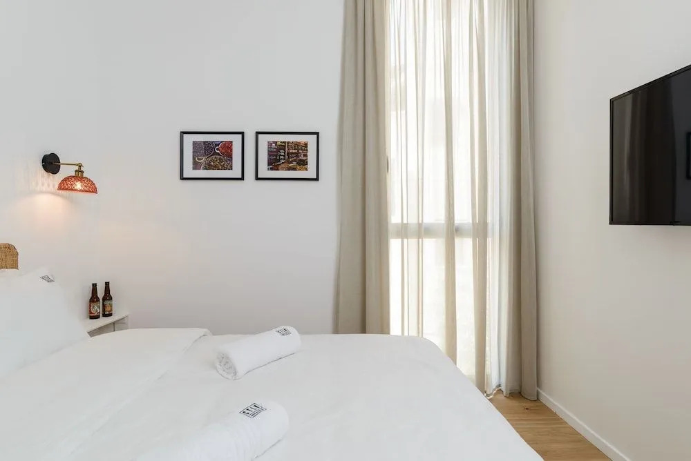 Rambam Residence nachalat binyamin By Localz