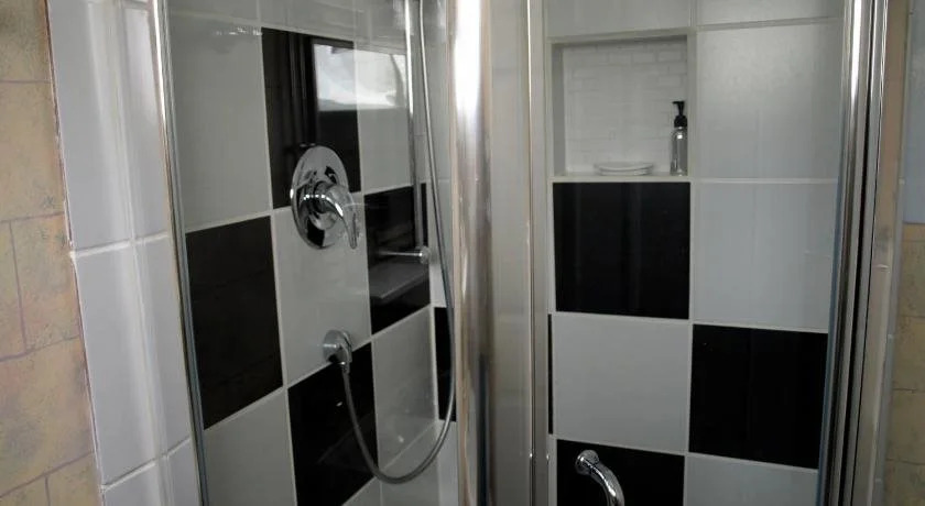 Woodmont Guest House