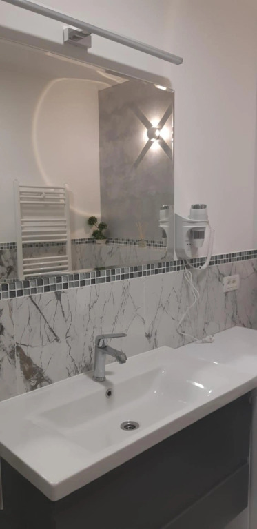 Aqua West Apartment