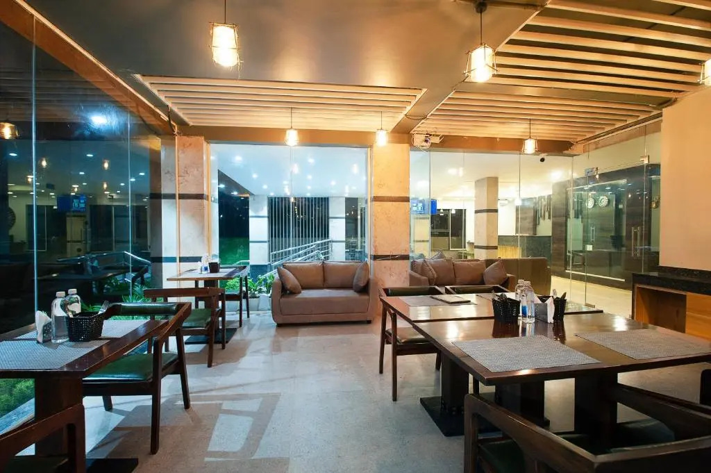 ABM Boutique Hotel - Near Kempegowda International Airport