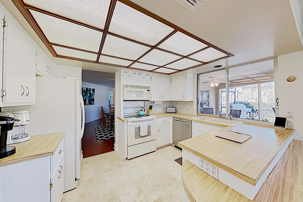 71 Manor Terrace Home 3 Bedrooms 2 Bathrooms Home
